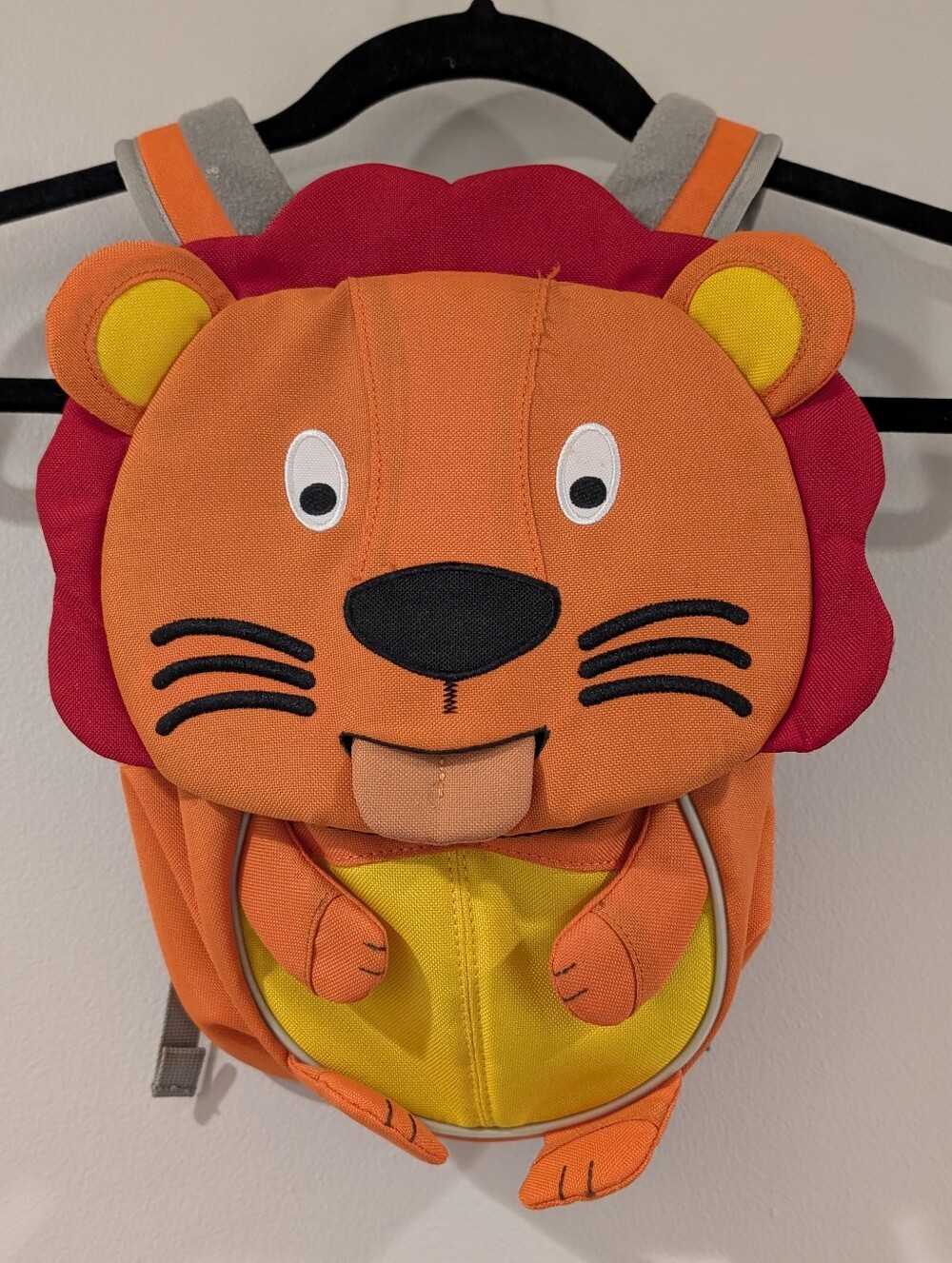 Pre-loved Affenzahn Ergonomic Small Kids Lion Plush Backpack
